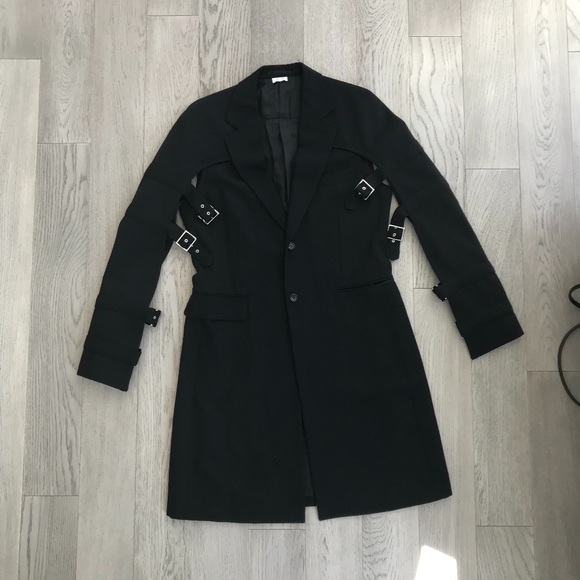 comme des garcons trench coat